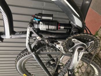 Used Giant Trance 4 2016 Mountainbike, Black — image 5 of 8