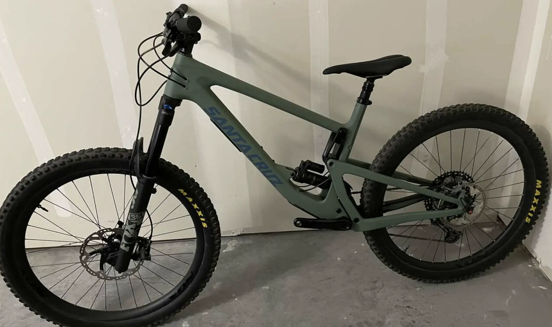 2017 Santa Cruz Bronson Aluminum 3d mon