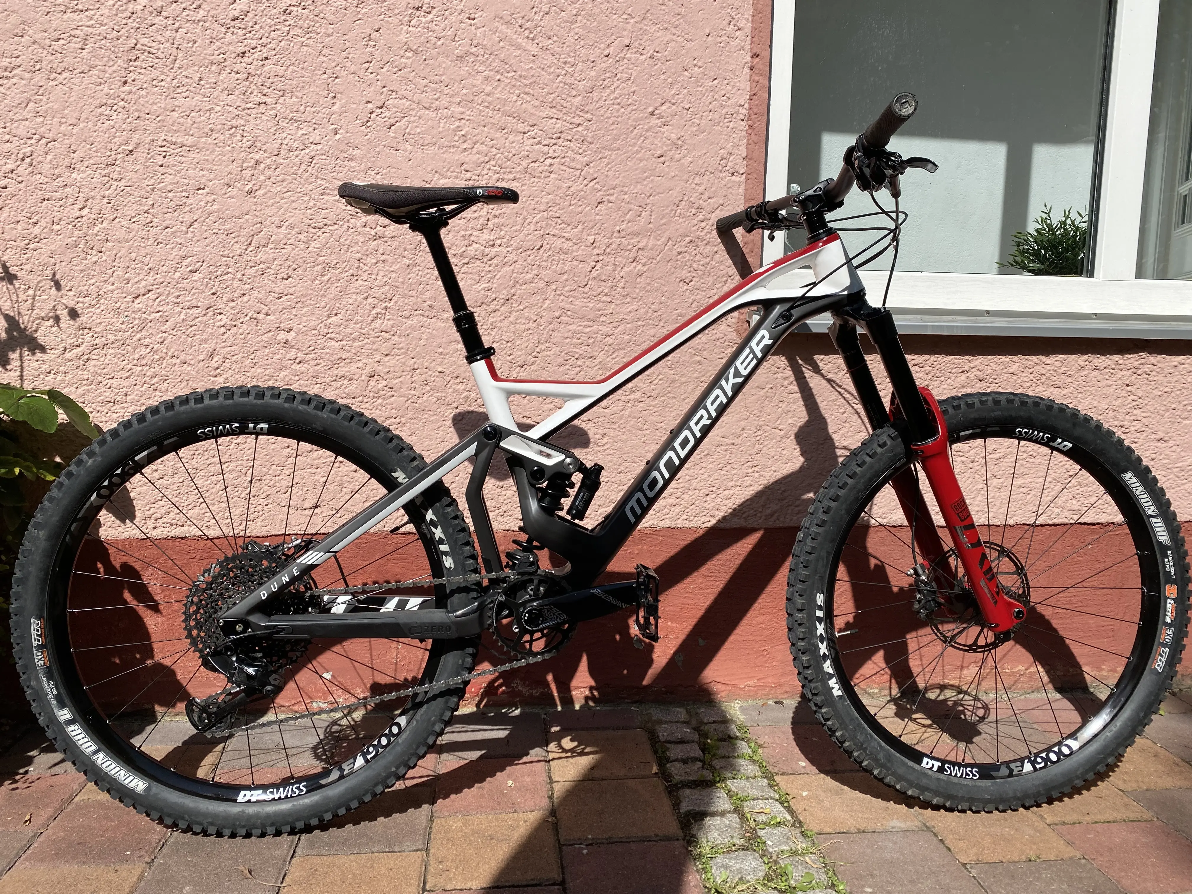 Mondraker dune store carbon xr 2020