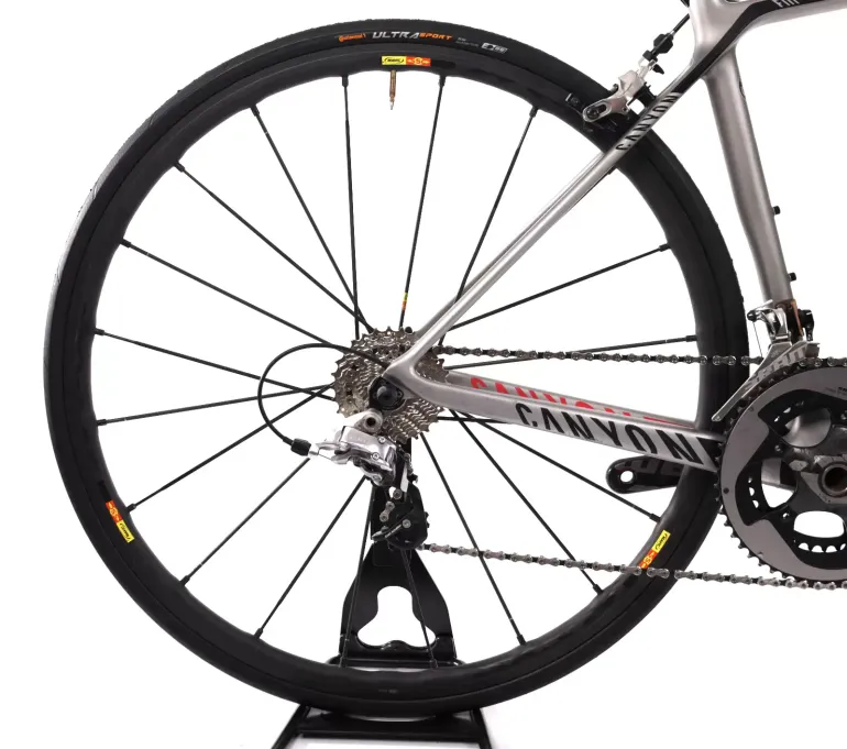 Used Canyon Ultimate CF SLX Road & Gravel — image 13 of 16