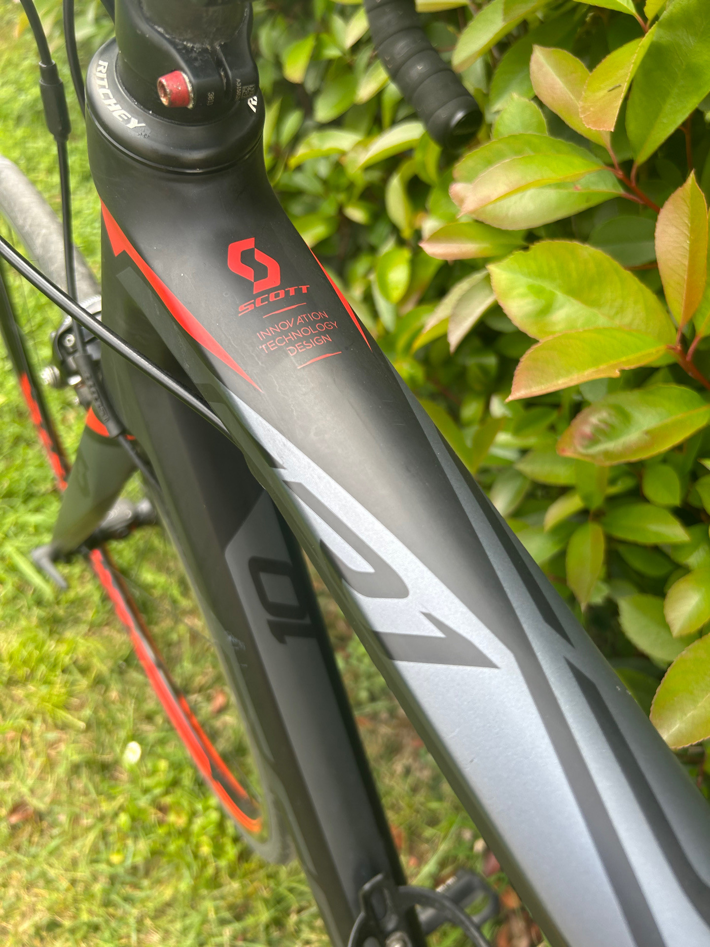 Scott cr1 10 online carbon