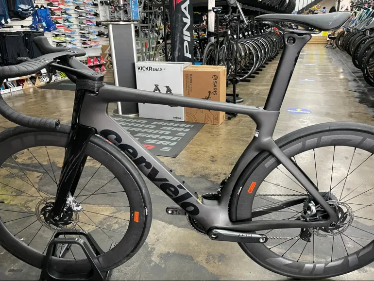 Used Cervélo S5 SRAM Red eTap AXS - Zipp 404 Firecrest Wheelset 2023 Road & Gravel, Black — image 3 of 4