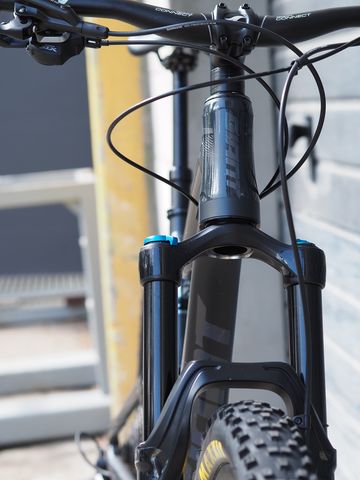 Used Giant Trance 2 2019 Mountainbike, Light Gray, 27.5 (650B) — image 7 of 7