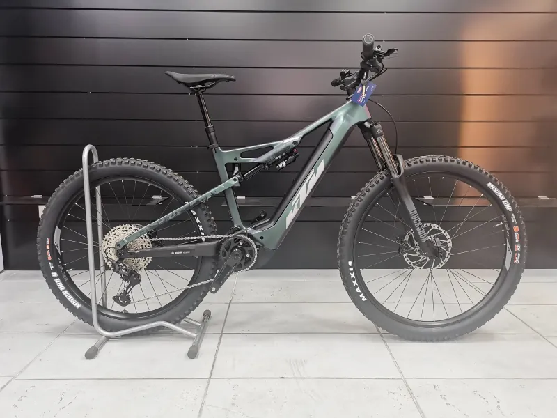 Brugt KTM MACINA KAPOHO ELITE 2022 Mountainbike — billede 1 af 8