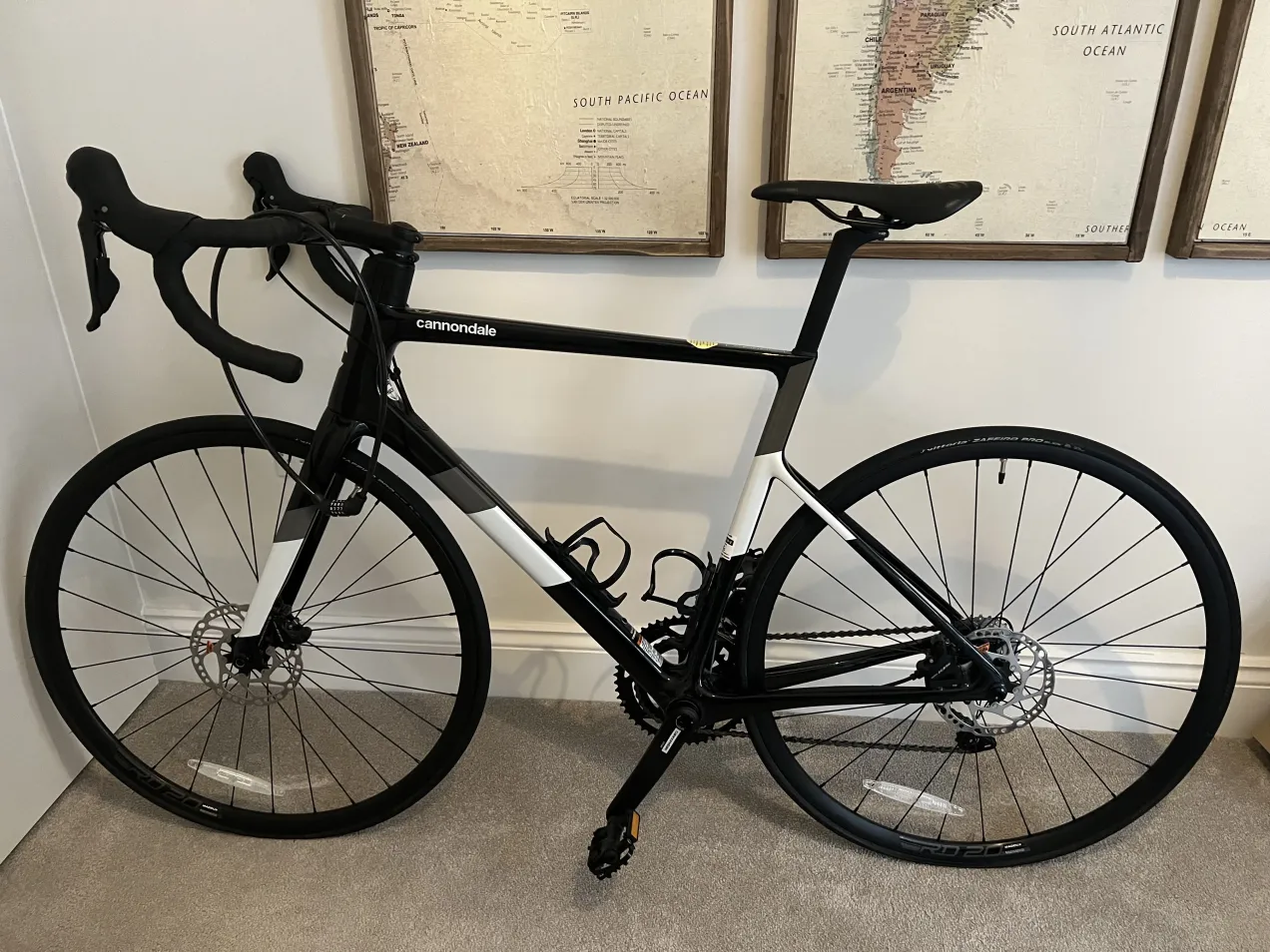 Cannondale SuperSix EVO Carbon Disc 105 used in M | buycycle 