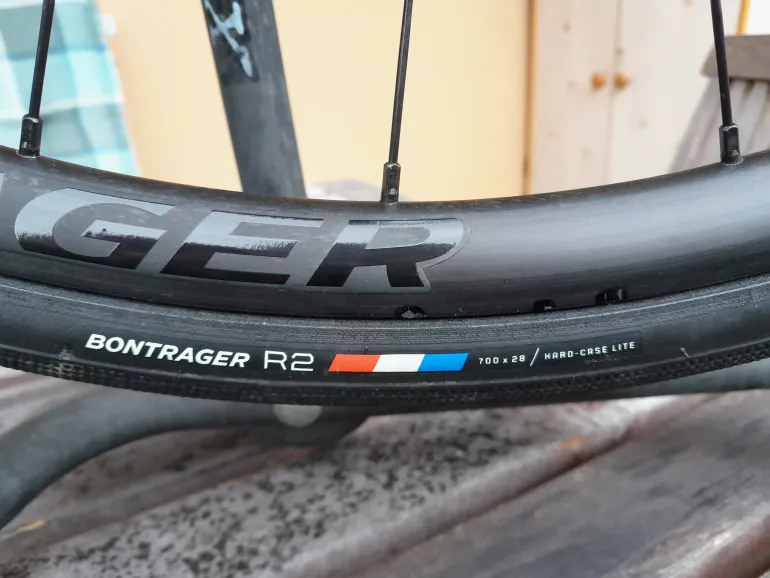 Bontrager discount r2 700x28