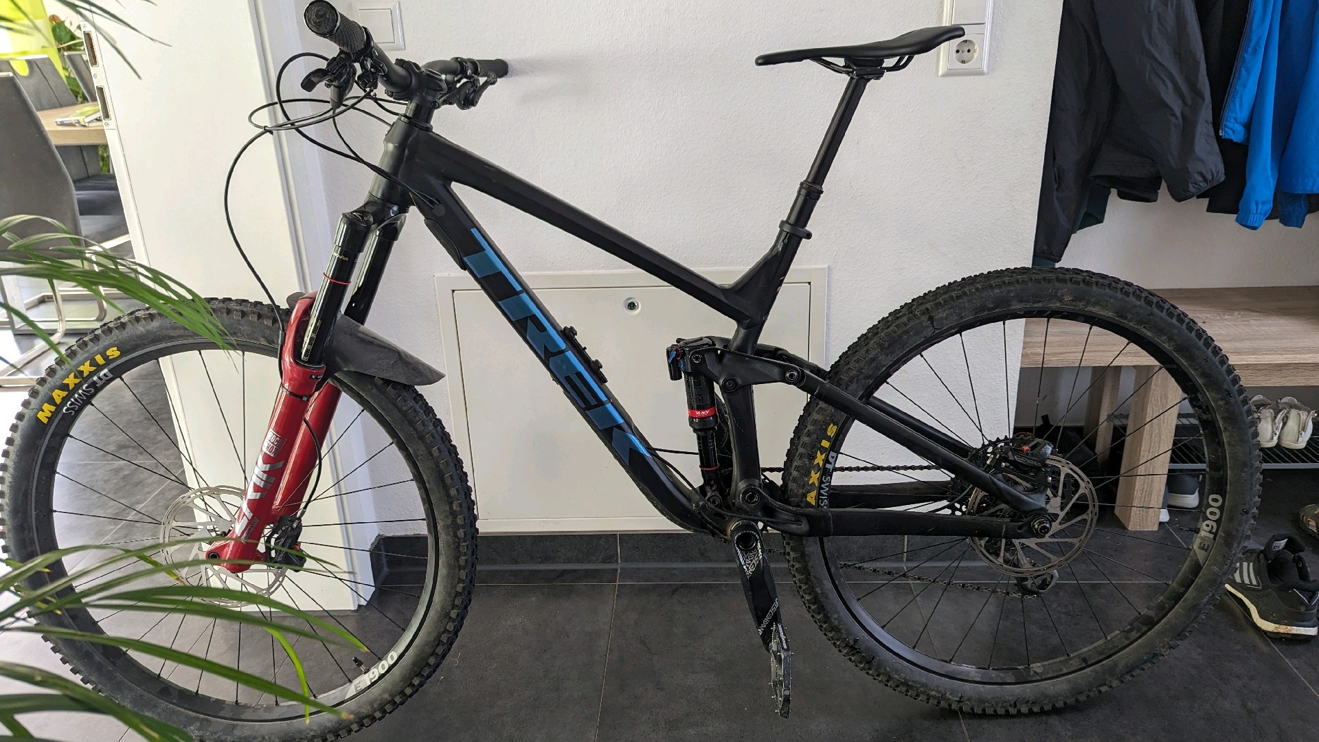 Trek slash 8 2025 2019 for sale