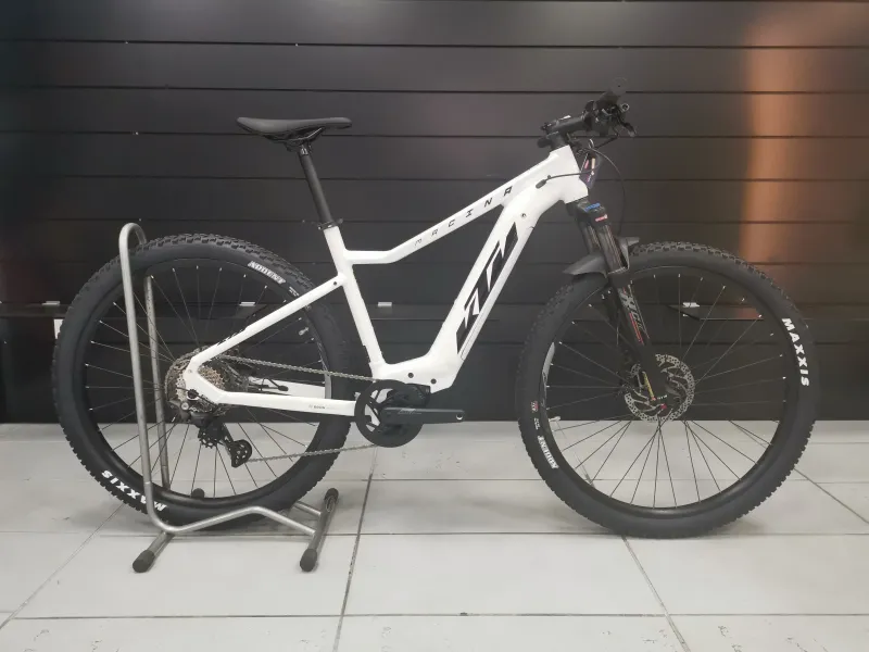 Brugt KTM MACINA RACE 591 2022 Mountainbike — billede 4 af 4