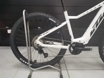 Brugt KTM MACINA RACE 591 2022 Mountainbike — billede 3 af 4