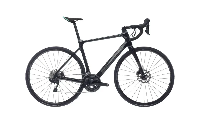 Bianchi Infinito XE 105 2023 Road & Gravel usato