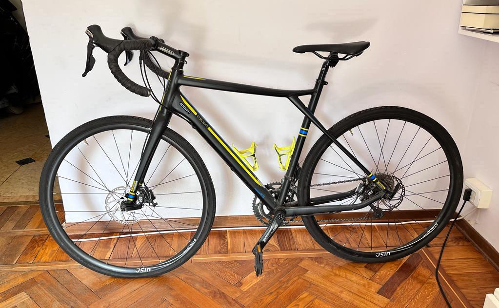 Gt gravel store bike 2018