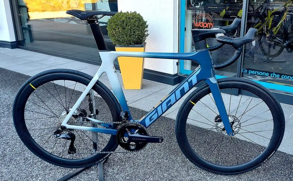 Giant Propel Advanced Pro Disc used in XL buycycle USA