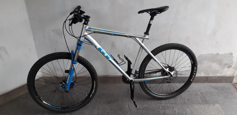 Used GT Avalanche 1.0 2016 Mountainbike — image 3 of 3
