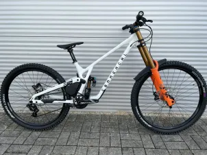 Commencal - SUPREME DH V5 SIGNATURE AIR, 2023