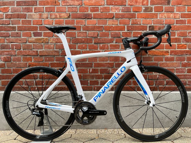 Used Pinarello NEW! Dogma F10 7,1Kg! Carbon/Full Shimano Dura Ace/Size 57,5 2022 Road & Gravel, Light Gray — image 1 of 16