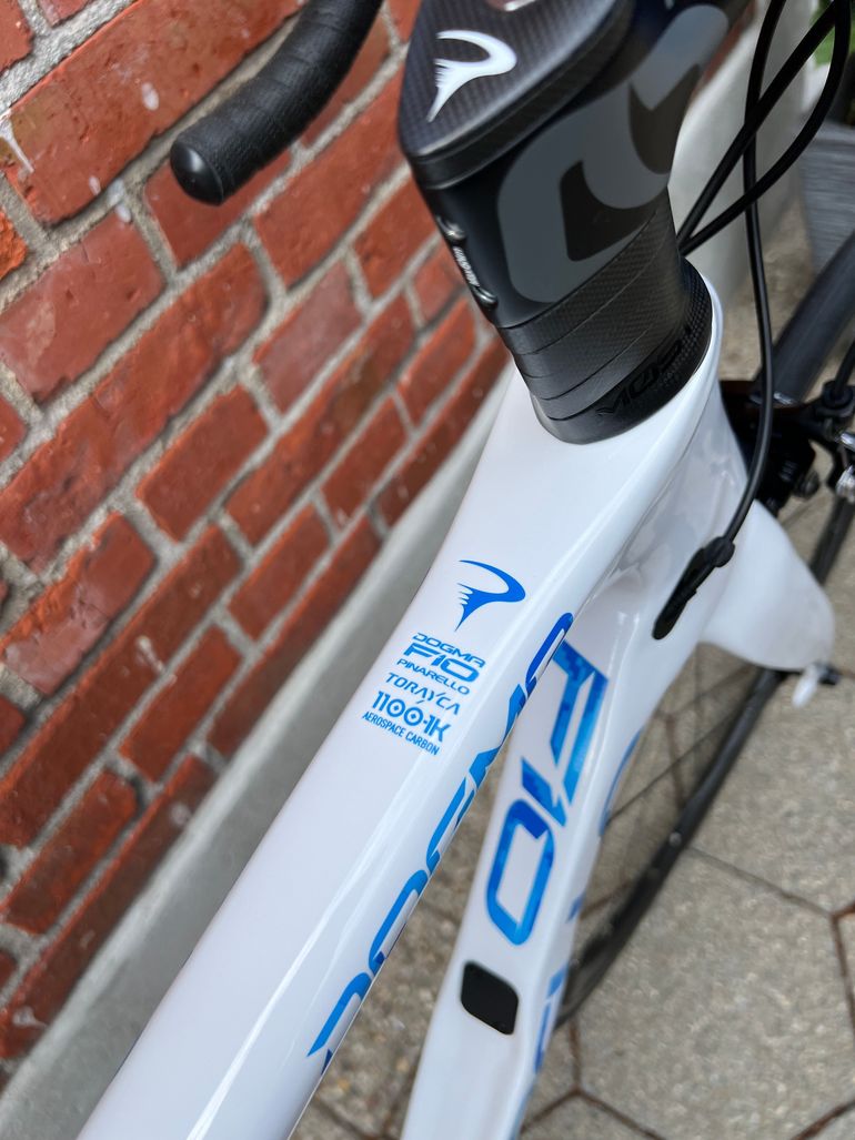 Used Pinarello NEW! Dogma F10 7,1Kg! Carbon/Full Shimano Dura Ace/Size 57,5 2022 Road & Gravel, Light Gray — image 11 of 16