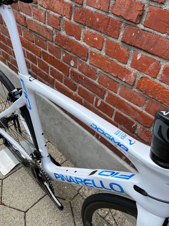 Used Pinarello NEW! Dogma F10 7,1Kg! Carbon/Full Shimano Dura Ace/Size 57,5 2022 Road & Gravel, Light Gray — image 8 of 16