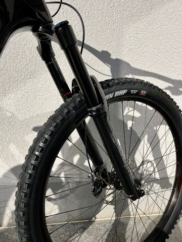 Used Focus JAM 8.8 2022 Mountainbike, Black, 29 — image 8 of 12