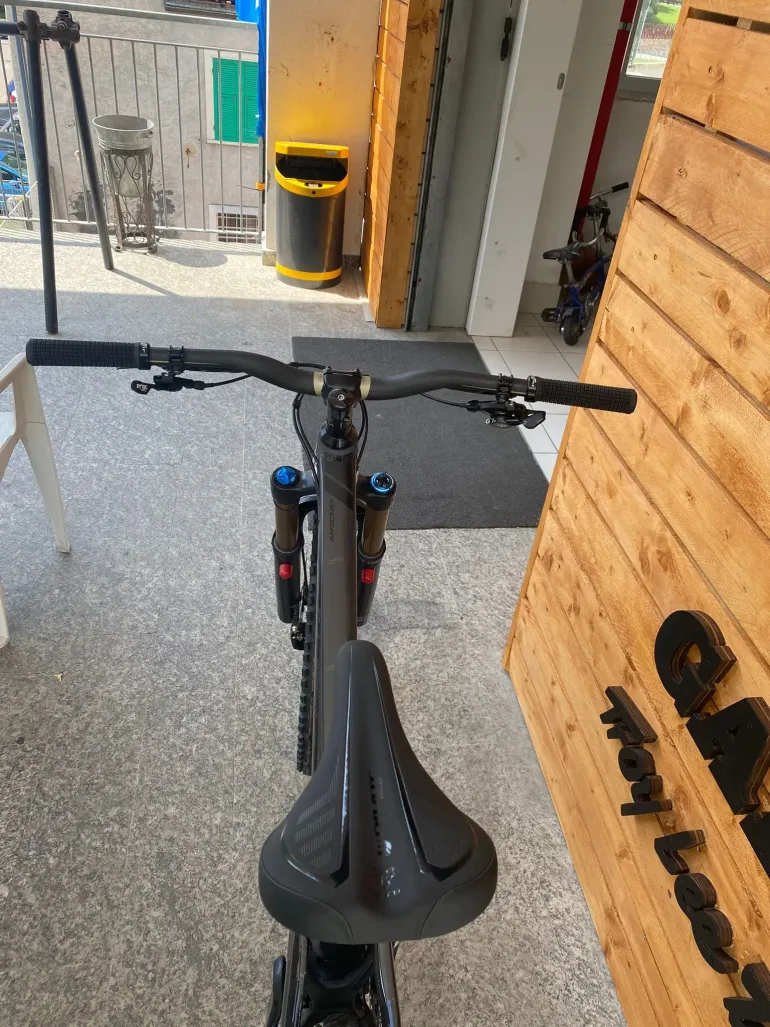 Pivot Pivot Pivot Mach 6 Pro X01 27,5