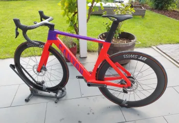 Used Canyon Aeroad CF SLX 8 DISC eTap 2022 Road & Gravel, Rosso — image 3 of 9