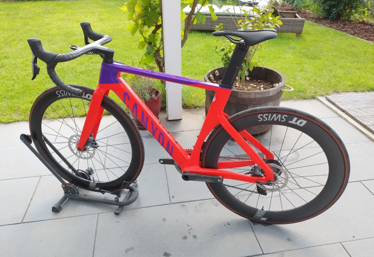Used Canyon Aeroad CF SLX 8 DISC eTap 2022 Road & Gravel, Rosso — image 3 of 9
