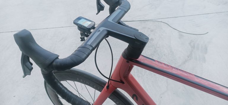 Used Canyon Endurace CF SL 7 eTAP 2022 Road & Gravel, Red — image 7 of 7