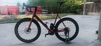 Used Canyon Endurace CF SL 7 eTAP 2022 Road & Gravel, Red — image 1 of 7