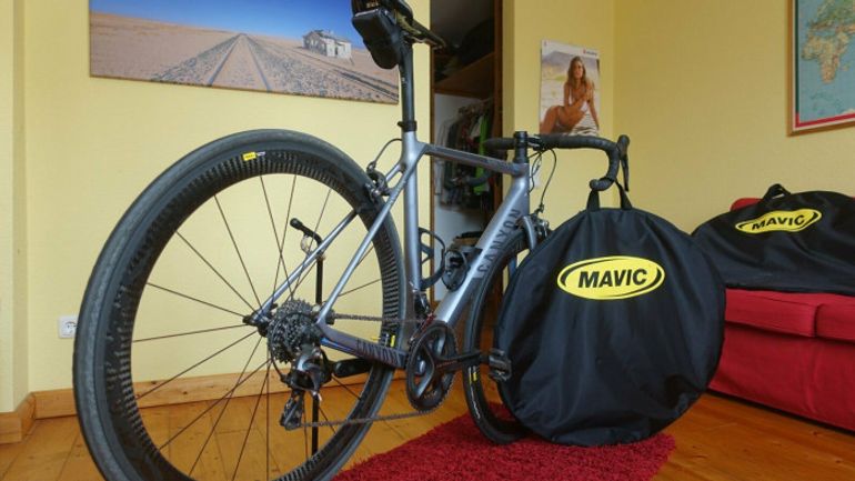 Used Canyon Ultimate CF SL 9.0 Aero 2014 Road & Gravel, Schwarz — image 4 of 10