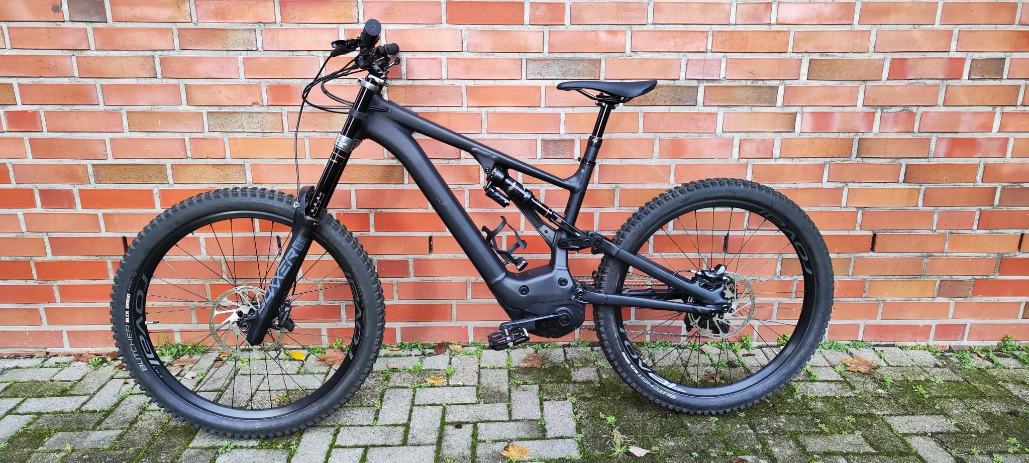 Specialized Turbo Kenevo Expert used in XL buycycle