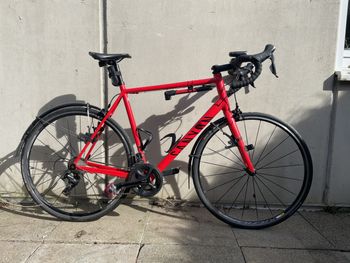 Used Canyon Endurace AL 7.0 2018 Road & Gravel, shop.filter.color.ff0000 — image 1 of 5