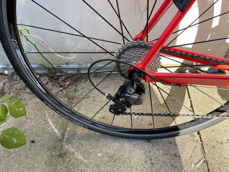 Used Canyon Endurace AL 7.0 2018 Road & Gravel, shop.filter.color.ff0000 — image 4 of 5