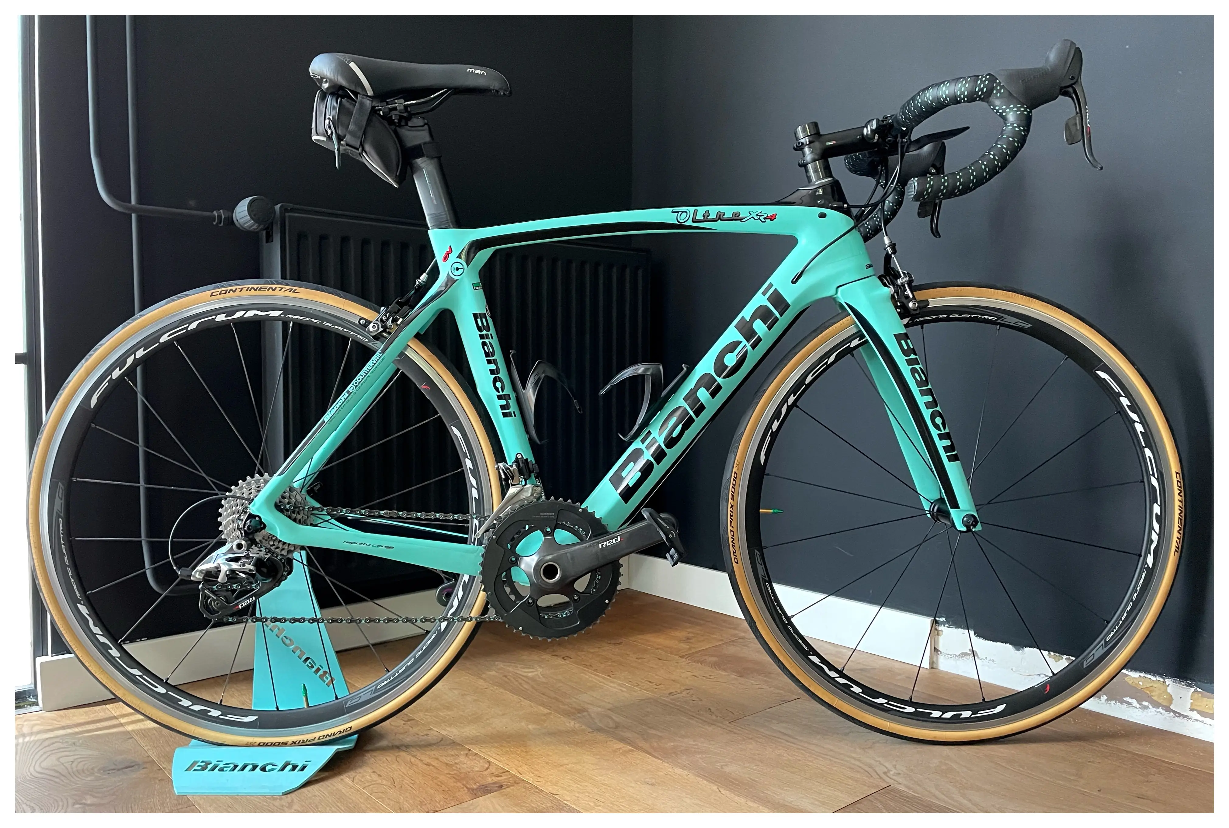 Bianchi Oltre Xr4 Sram red used in M buycycle