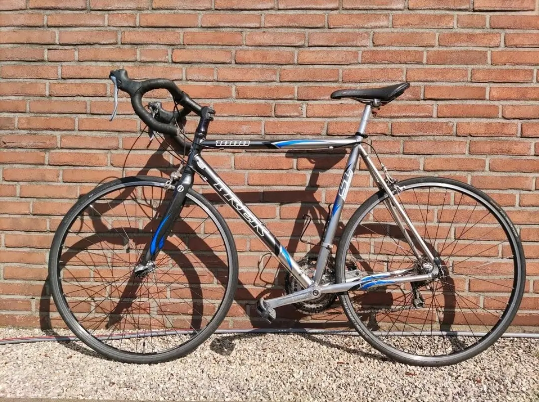 Trek 1000 discount road bike price