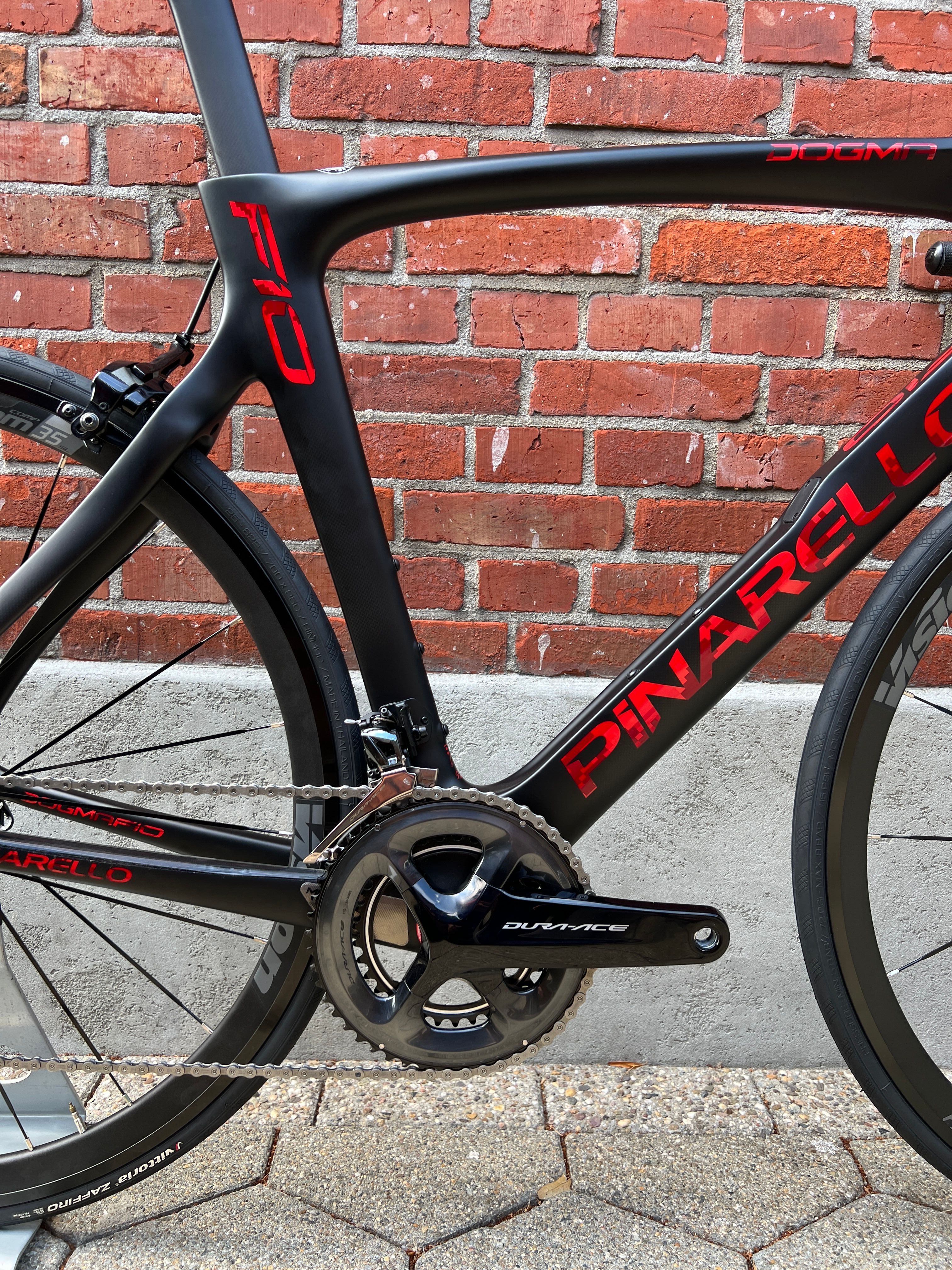 Pinarello dogma f10 dura hot sale ace