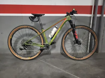 Used Merida Big nine 6000 2019 Mountainbike, Green — image 1 of 9