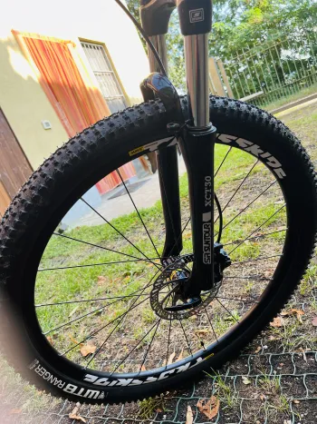 Used GT Avalanche Sport 2021 Mountainbike, Blue — image 4 of 8