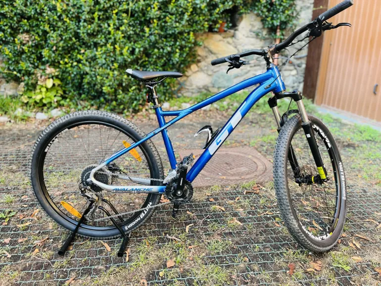 Used GT Avalanche Sport 2021 Mountainbike, Blue — image 7 of 8