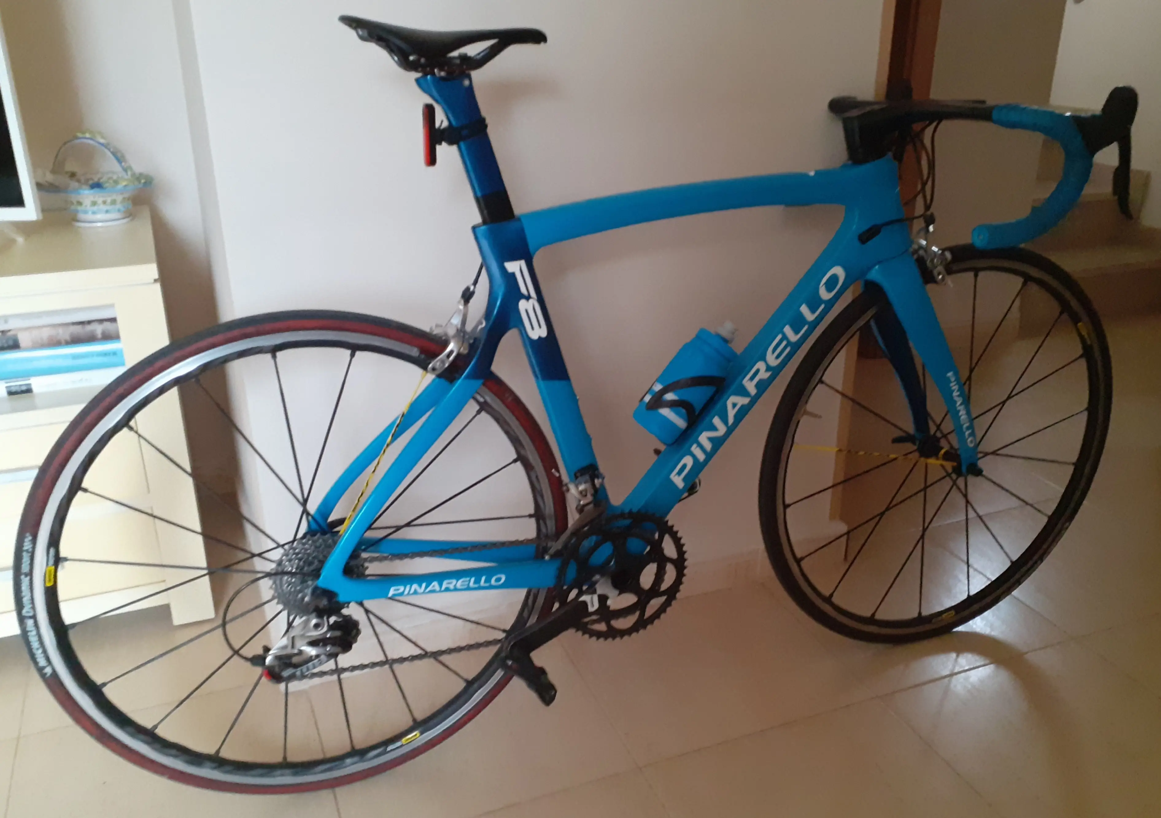 Pinarello dogma best sale f8 2019