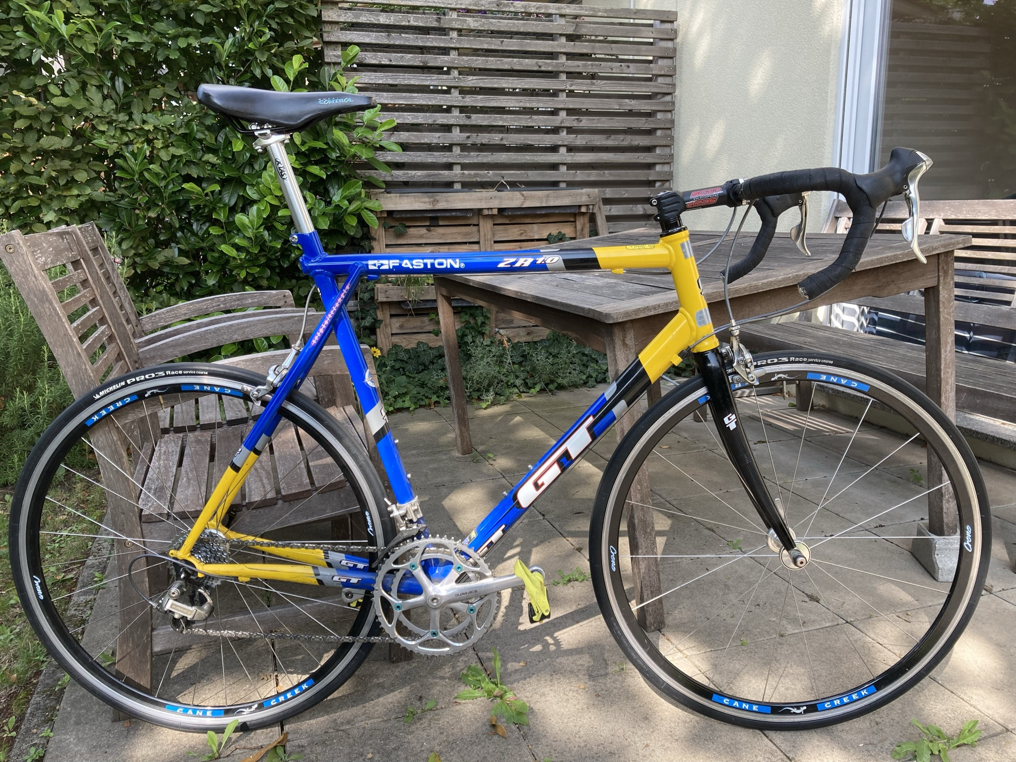 Gt zr clearance 2000 road bike