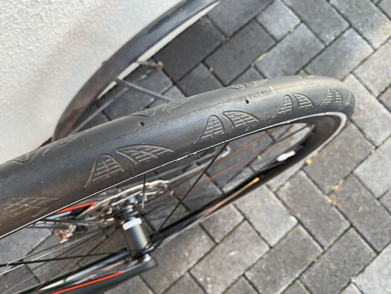 Used CUBE Attain SL Disc 2017 Road & Gravel, Schwarz — image 6 of 17