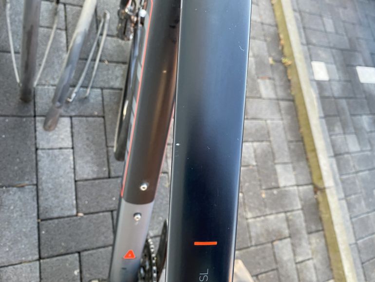 Used CUBE Attain SL Disc 2017 Road & Gravel, Schwarz — image 8 of 17