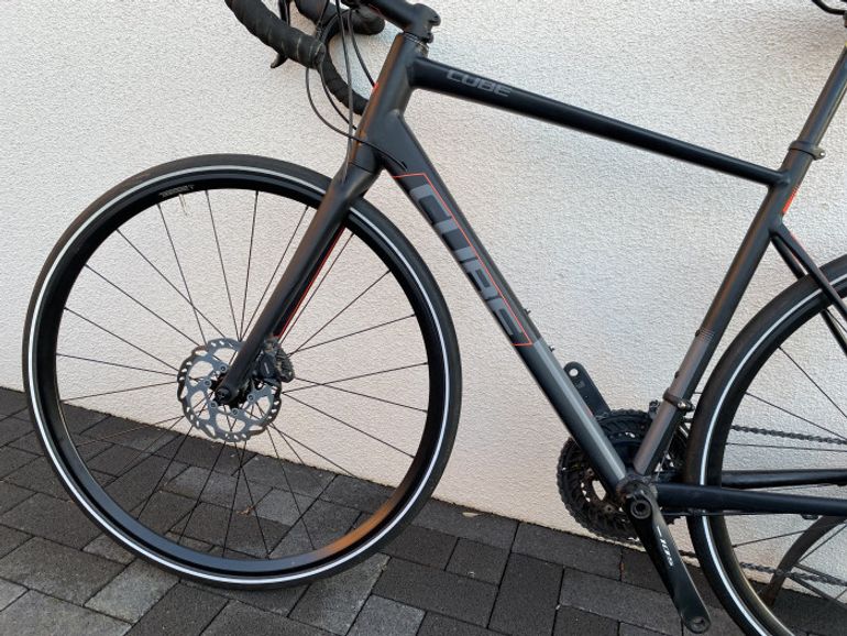 Used CUBE Attain SL Disc 2017 Road & Gravel, Schwarz — image 7 of 17