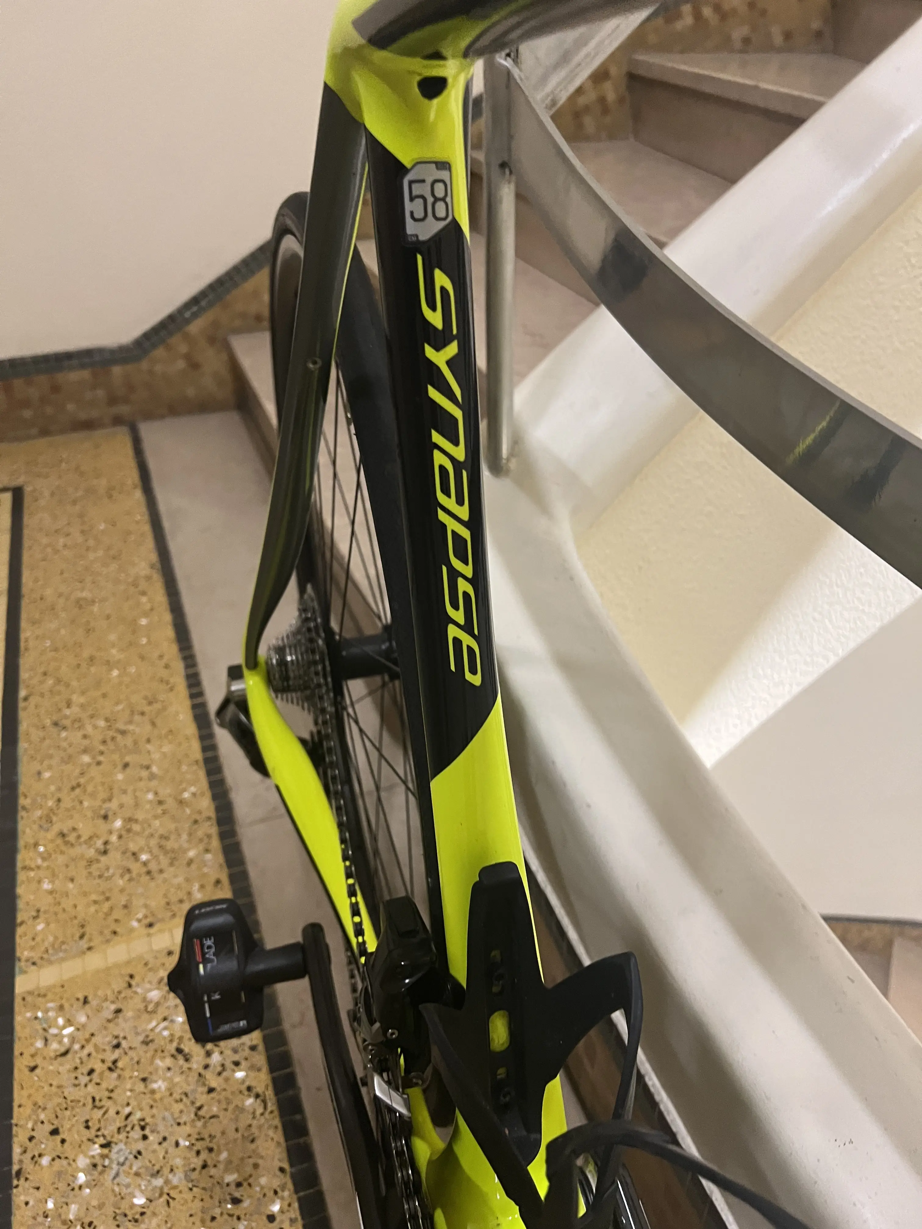 Synapse carbon disc red cheap etap 2019