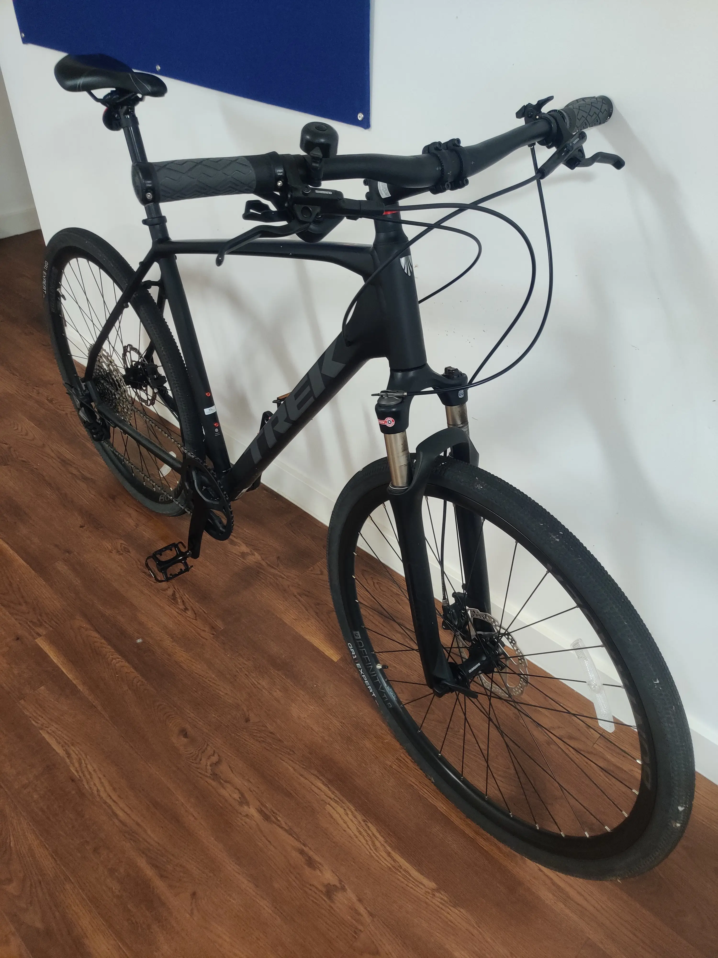 Trek Dual Sport 4 Gen 4 used in XL | buycycle