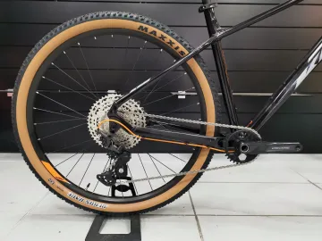 Brugt KTM ULTRA 1964 COMP 29 2022 Mountainbike — billede 2 af 3