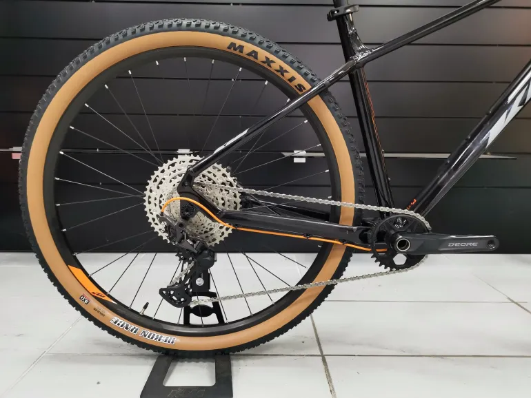 Used KTM ULTRA 1964 COMP 29 2022 Mountainbike, Negro — image 2 of 3