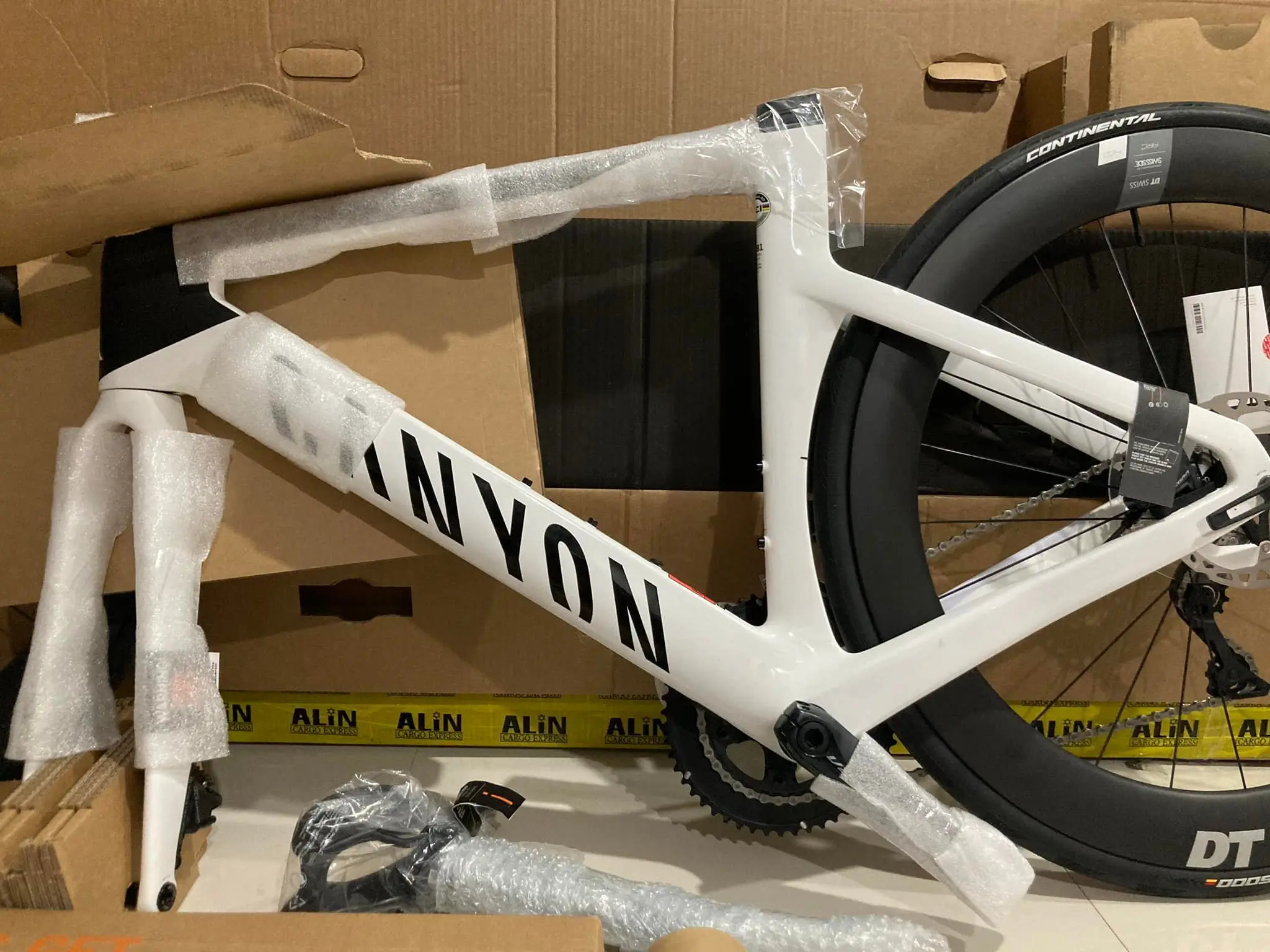 1 canyon aeroad cf 2024 slx