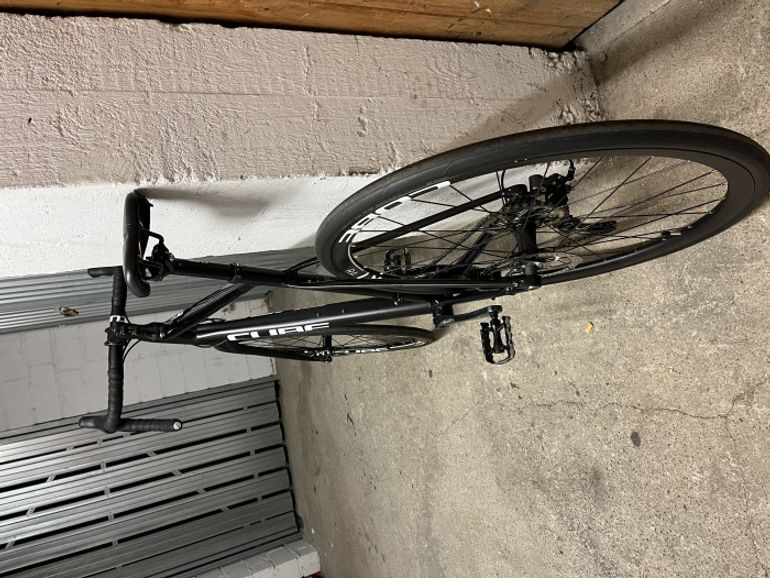 Used CUBE attain Race 2021 Road & Gravel, Black — image 10 of 17