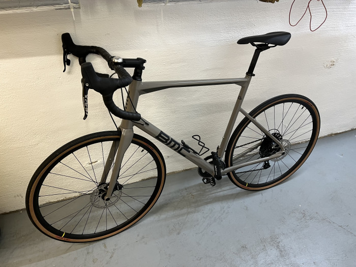 BMC ROADMACHINE X used in 61 cm | buycycle