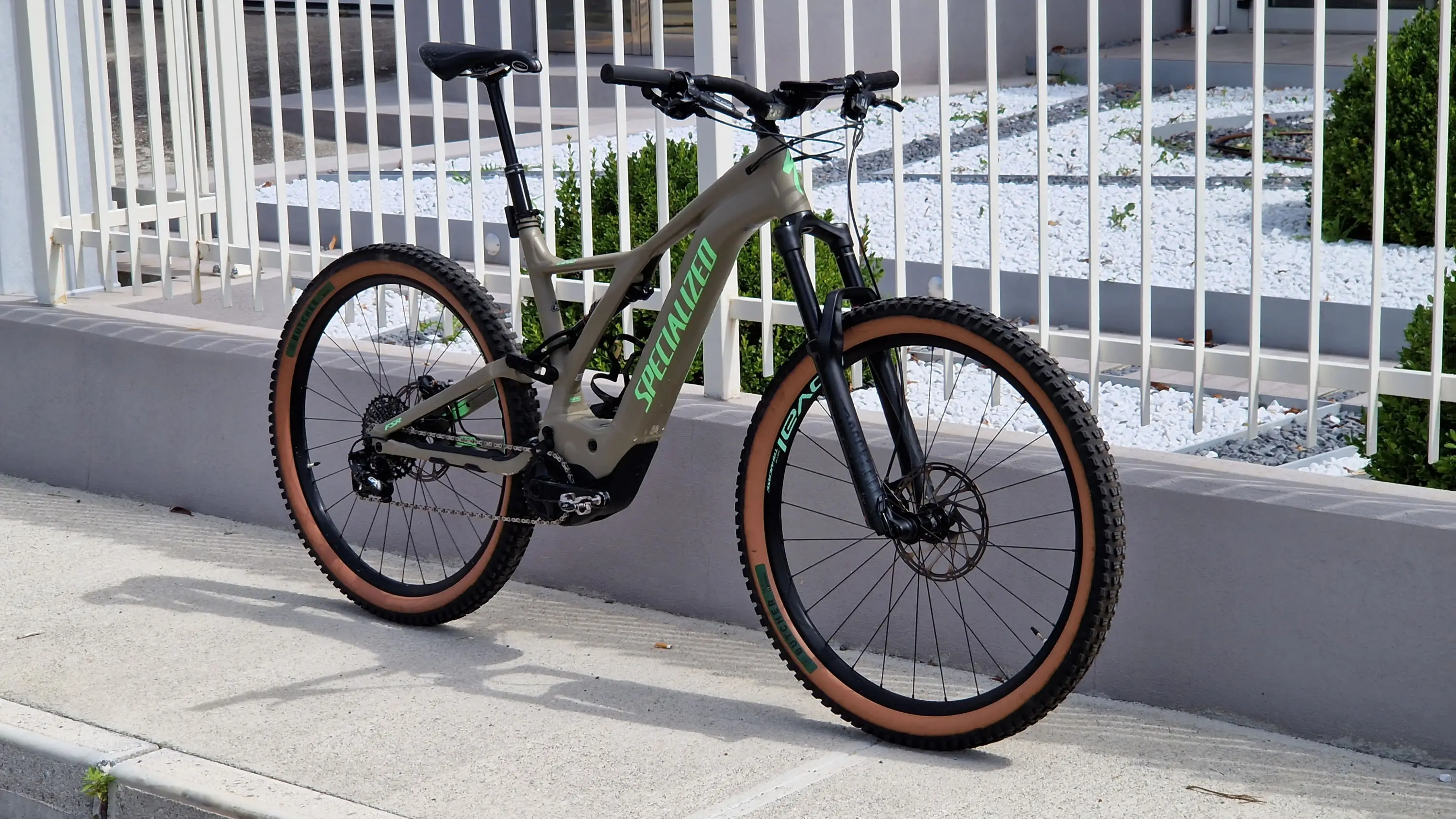 Specialized levo online 700wh